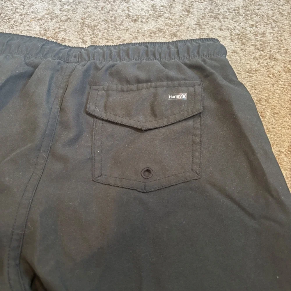 Hurley Boys Black Board Shorts Multicolor Logo‎ Swim Trunks Size L 12-13 YRS